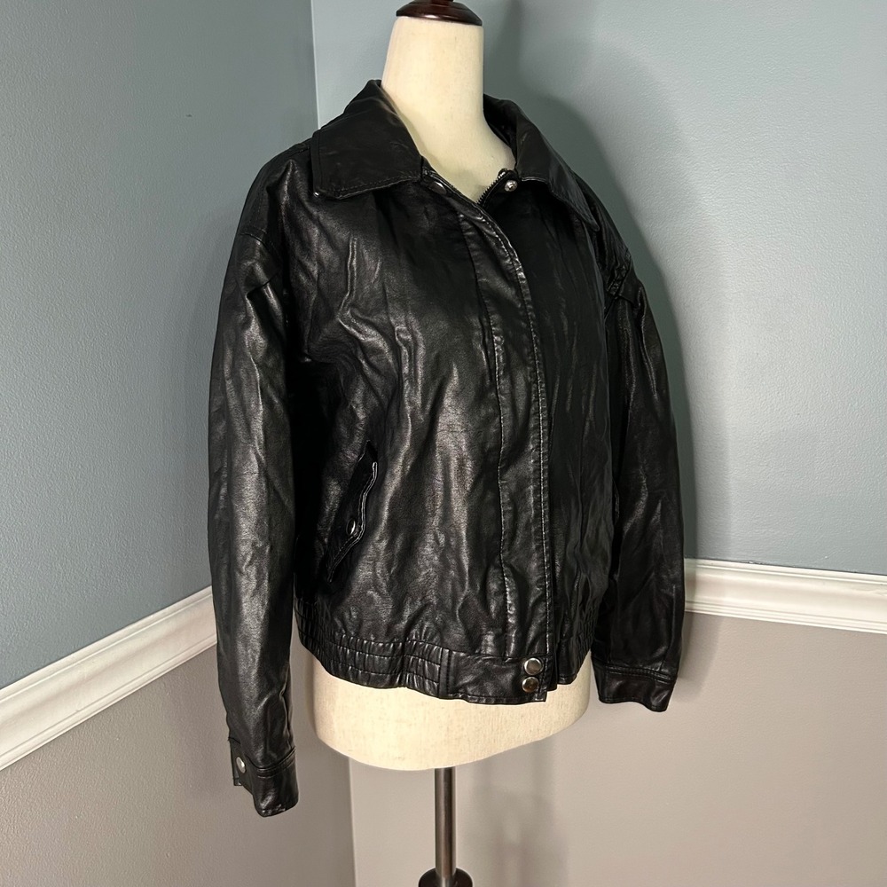 Wild Fable Black Faux Leather Bomber Jacket Womens Medium Zip Front Snap Pocket